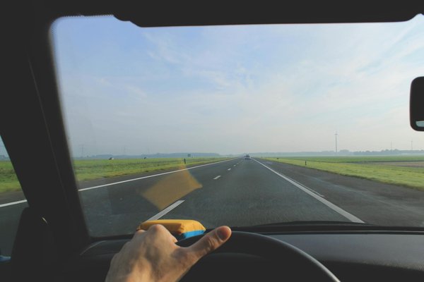 Comment la technologie de conduite assistée évolue-t-elle dans l'industrie automobile ?